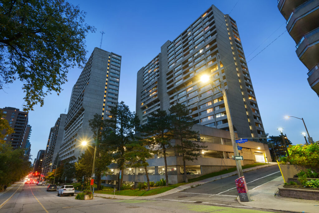 Renovated 2 Bedroom Condo Downtown The Leading Ottawa Luxury Real